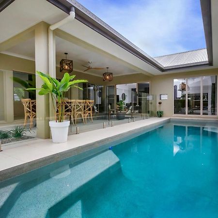 Escapades @ Palm Cove Villa Exterior photo