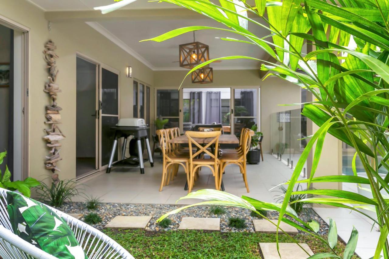 Escapades @ Palm Cove Villa Exterior photo